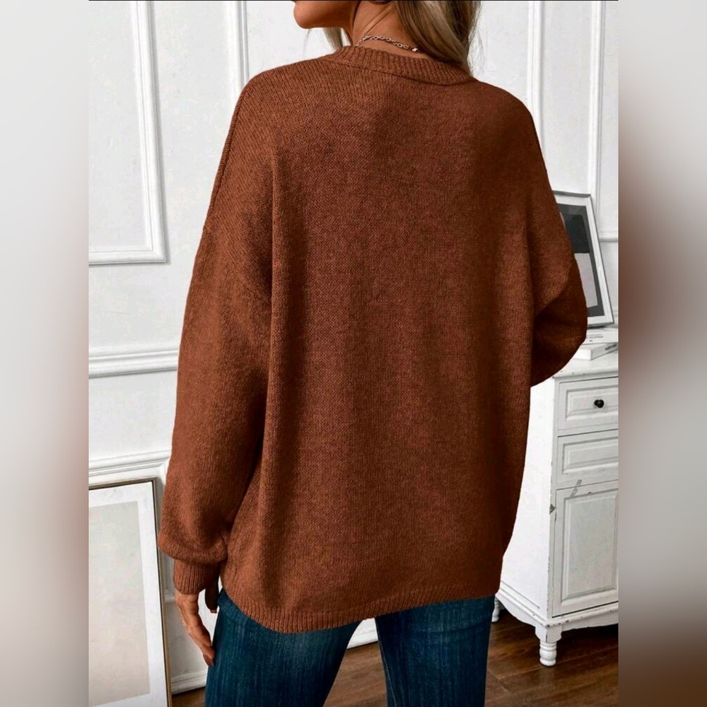 EMERY ROSE Crew Sweater - Picture 2 of 5